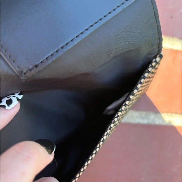 Saks Fifth Avenue Wallet Bag - Picture 4 of 6